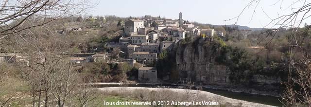 le village de Balazuc en hiver