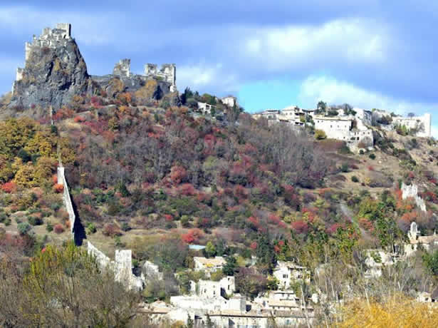 Rochemaure, village médiéval (Ardèche)