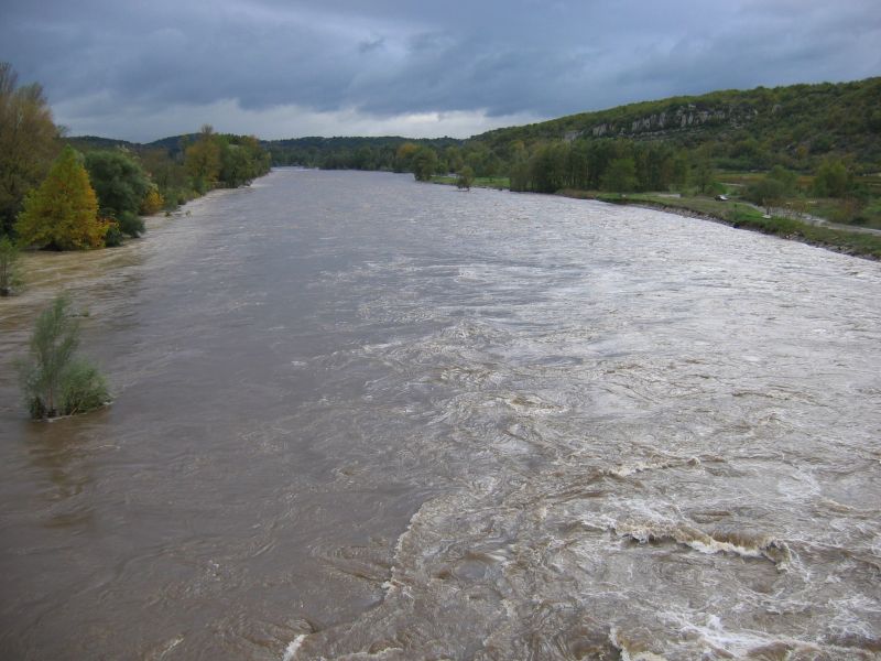 L'Ardèche ne crue à Lanas 2015