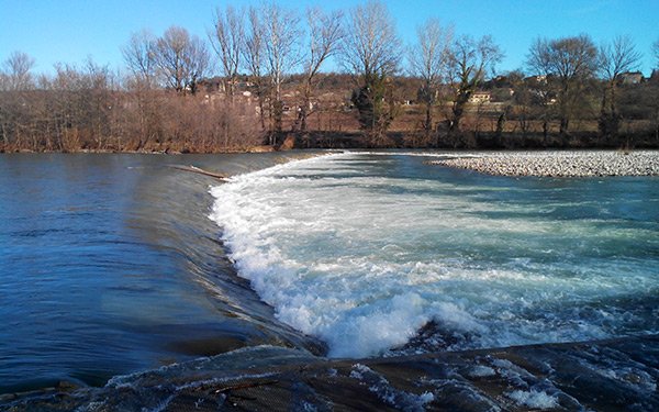 Seuil barrage Ardèche - hiver très doux
