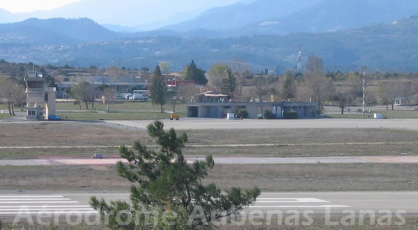 L'Aérodrome Aubenas Lanas - LFHO