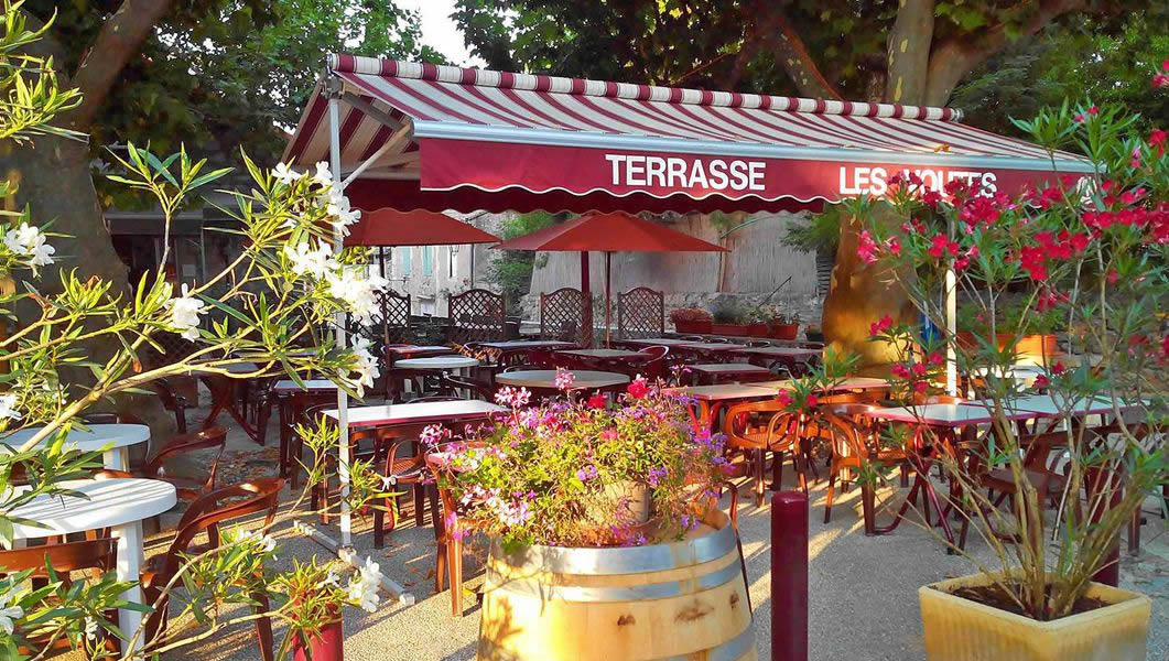 Terrasse café glace Lanas